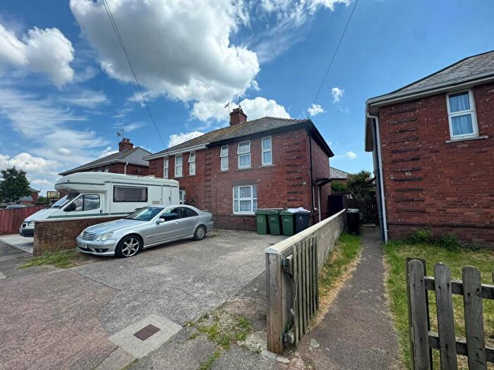 3 Bedroom Semi-Detached House To Rent In Hawthorn Road, Wonford, EX2