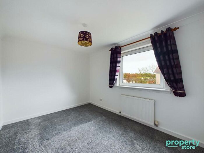 2 Bedroom Flat To Rent In Douglasdale, East Kilbride, South Lanarkshire, G74