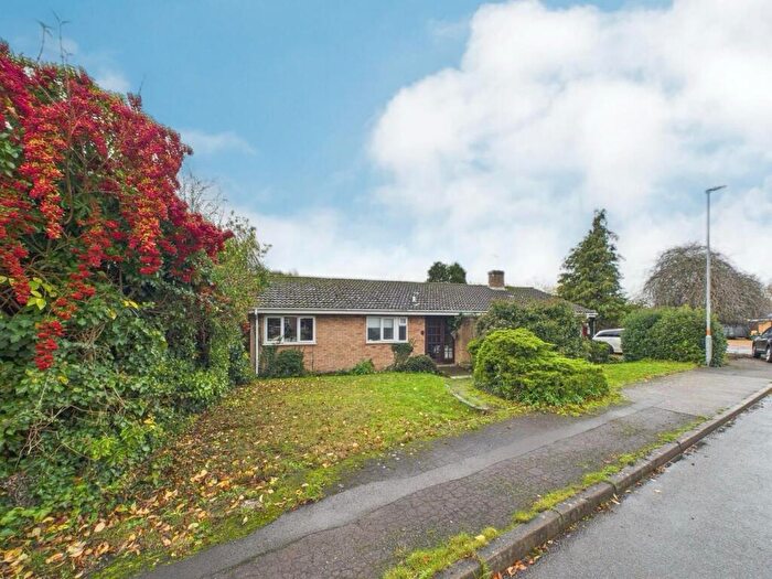 4 Bedroom Detached Bungalow For Sale In Farmfield Close, Barton Seagrave, NN15