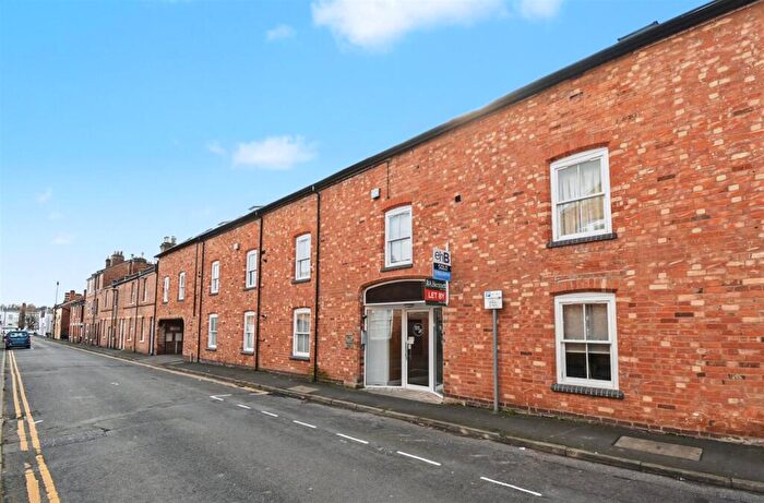 2 Bedroom Flat For Sale In Morton Street, Leamington Spa, CV32