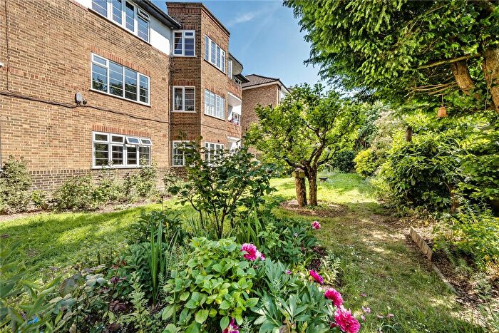 2 Bedroom Flat For Sale In Argyle Road, Ealing, W13