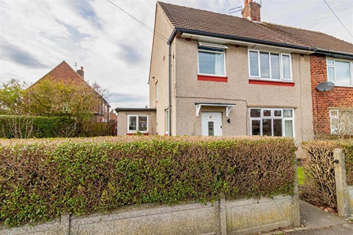 3 Bedroom Semi Detached House For Sale In Lambourne Avenue, Newcastle Upon Tyne, NE12