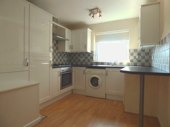 2 Bedroom Flat To Rent In Cromford Walk, Preston, PR1