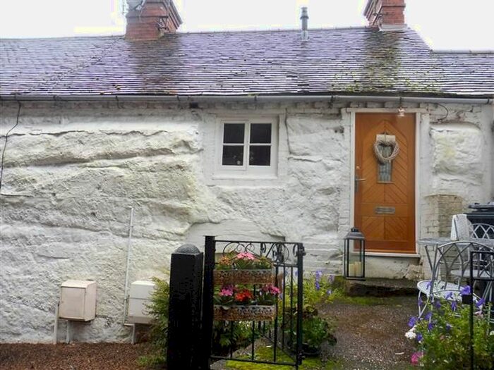 2 Bedroom Flat To Rent In Brookside Cottages, Wolverley Village, Kidderminster, DY11