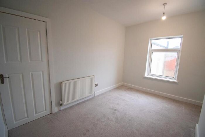 3 Bedroom End Of Terrace House For Sale In Havelock Street, Ripley, DE5