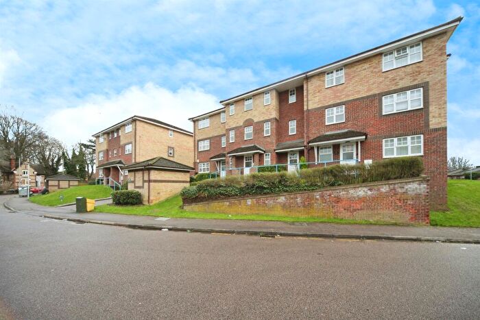1 Bedroom Flat For Sale In Earls Meade, Luton, LU2