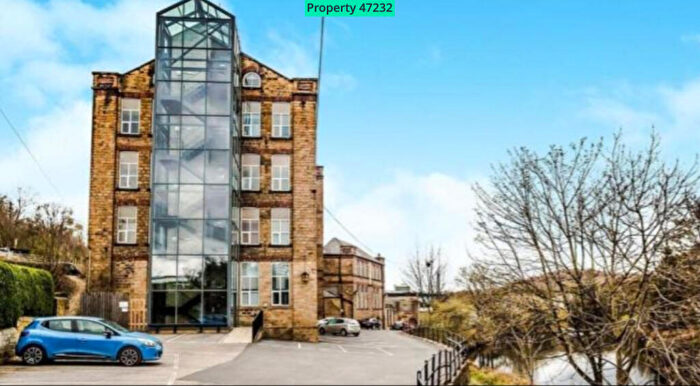 2 Bedroom Apartment To Rent In Fearnley Mill Drive, Huddersfield, HD5
