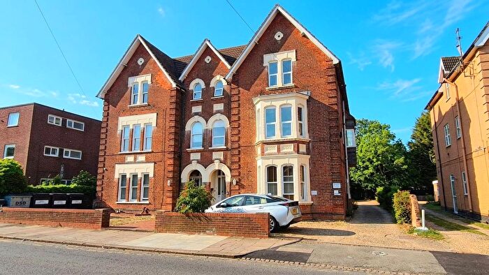 Studio For Sale In Shakespeare Road, Bedford, MK40