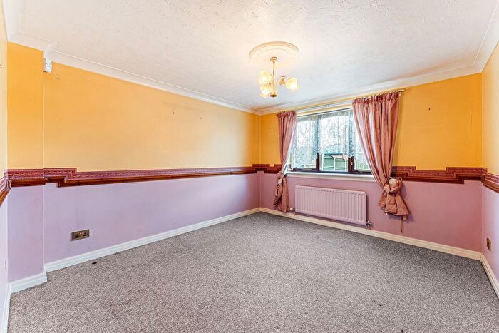 4 Bedroom Detached House For Sale In Warnley Close, Widnes, WA8