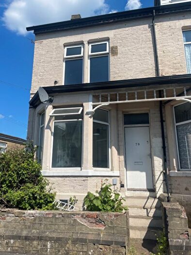 4 Bedroom End Of Terrace House To Rent In Northampton Street, Bradford, BD3
