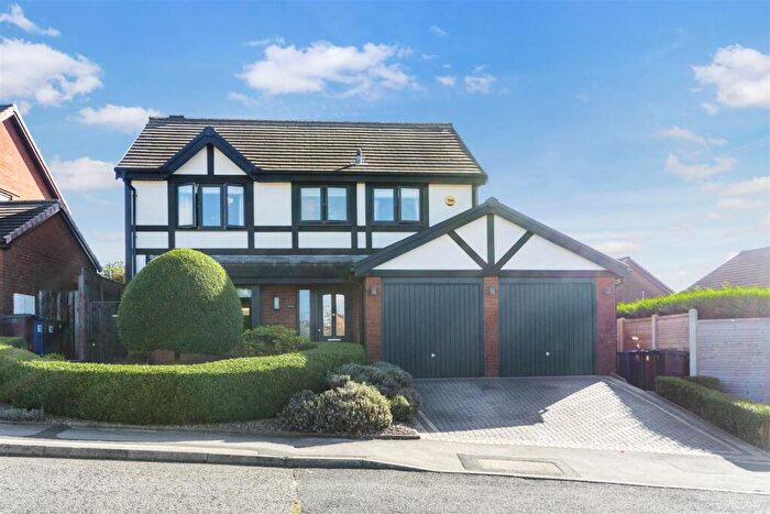4 Bedroom Detached House For Sale In Cumbrian Way, Burnley, BB12