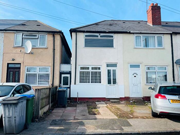 3 Bedroom End Of Terrace House For Sale In Bridge Street South, Smethwick, B66