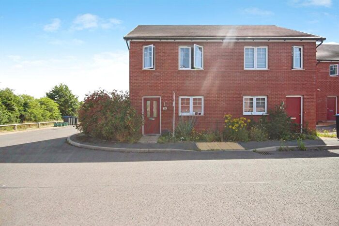 2 Bedroom Semi-Detached House For Sale In Whittaker Way, Warwick, CV34