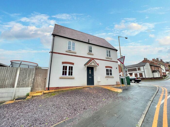 3 Bedroom Semi-Detached House To Rent In Warke Terrace, Oakengates, Telford, TF2