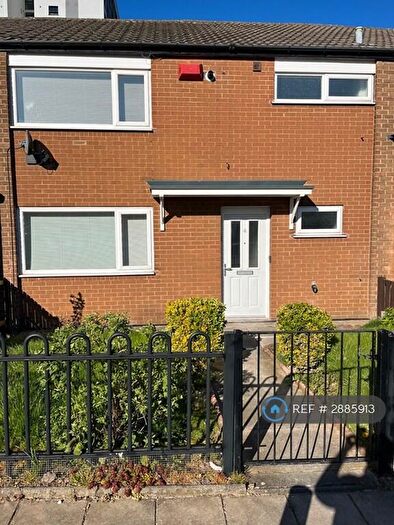 3 Bedroom Terraced House To Rent In Sherburn Walk, Leeds, LS14