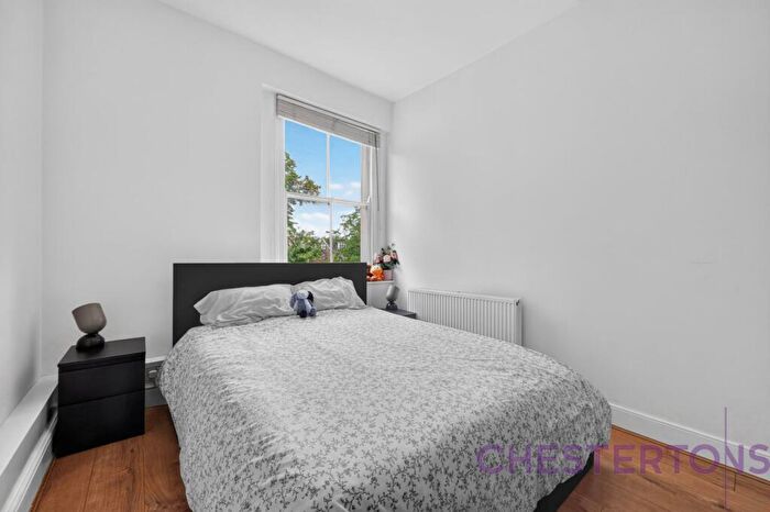 2 Bedroom Flat To Rent In Burnt Ash Hill, Lee, SE12