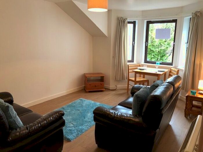 2 Bedroom Flat To Rent In Cherrybank Gardens, City Centre, Aberdeen, AB11