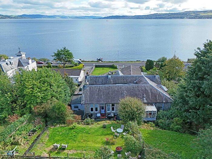 2 Bedroom Apartment For Sale In Marine Parade, Hunters Quay, Dunoon, Argyll And Bute, PA23