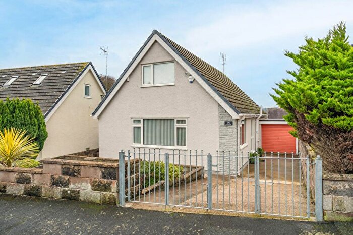 2 Bedroom Detached Bungalow For Sale In Hill View Road, Llanrhos, LL30