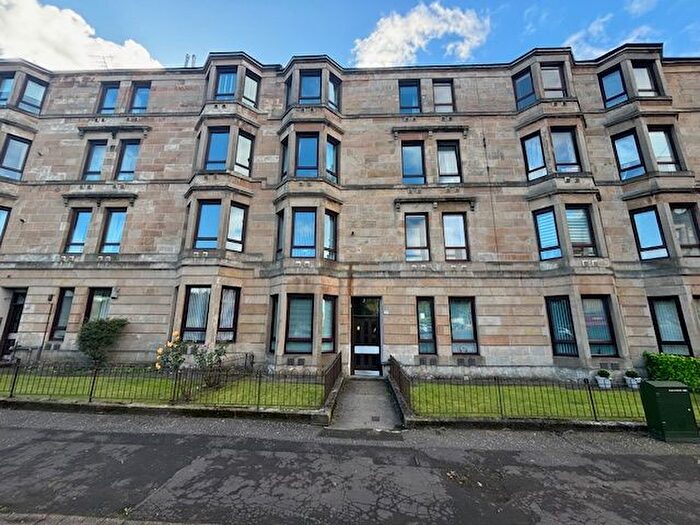 2 Bedroom Flat To Rent In Roebank Street, Dennistoun, Glasgow, G31