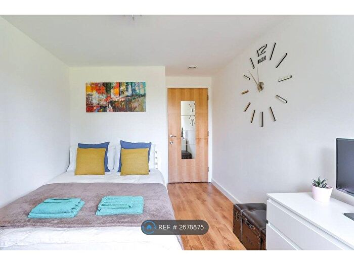 2 Bedroom Flat To Rent In Mollison Drive, Wallington, SM6