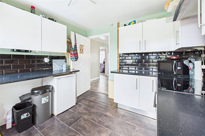 3 Bedroom Bungalow For Sale In Harbour Close, Rodbourne Cheney, Swindon, SN25