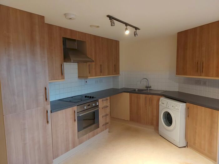 2 Bedroom Flat To Rent In Davy House, Charrington Place, St Albans, AL1