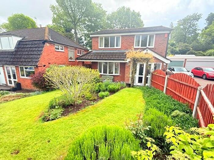 3 Bedroom House To Rent In South Drive, Sutton Coldfield, B75