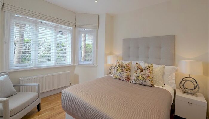 1 Bedroom Flat To Rent In King Street, London, W6