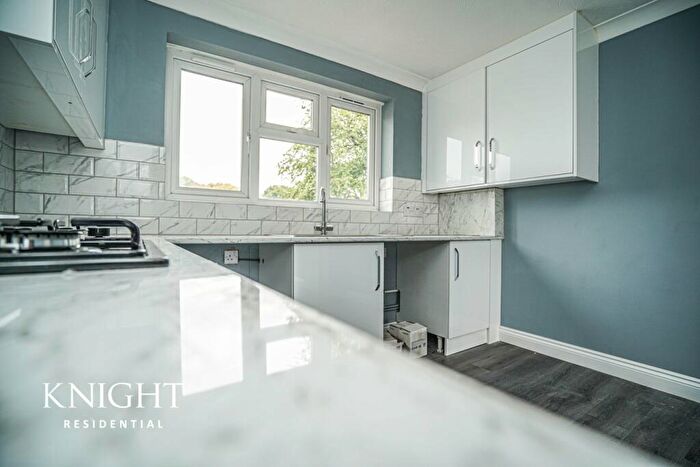 2 Bedroom Semi-Detached House For Sale In Adelaide Drive, Colchester, CO2