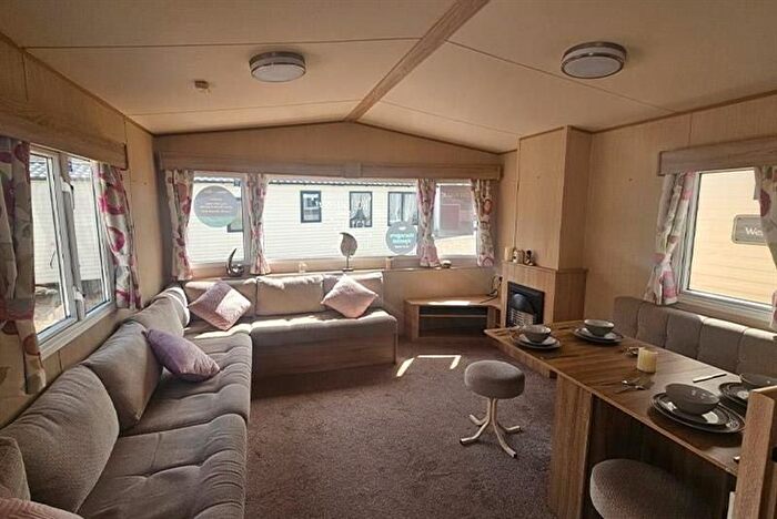 Mobile/park Home For Sale In Talybont, LL43