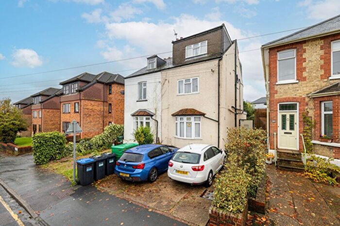 Studio To Rent In Earlswood Road, Redhill, RH1