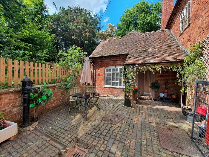 1 Bedroom Flat To Rent In Newnham Bridge, Tenbury Wells, Worcestershire, WR15