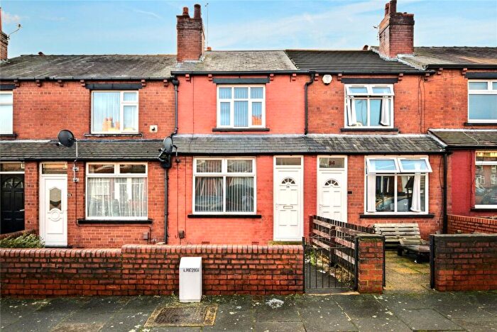 2 Bedroom Terraced House To Rent In Woodlea Mount, Beeston, Leeds, LS11