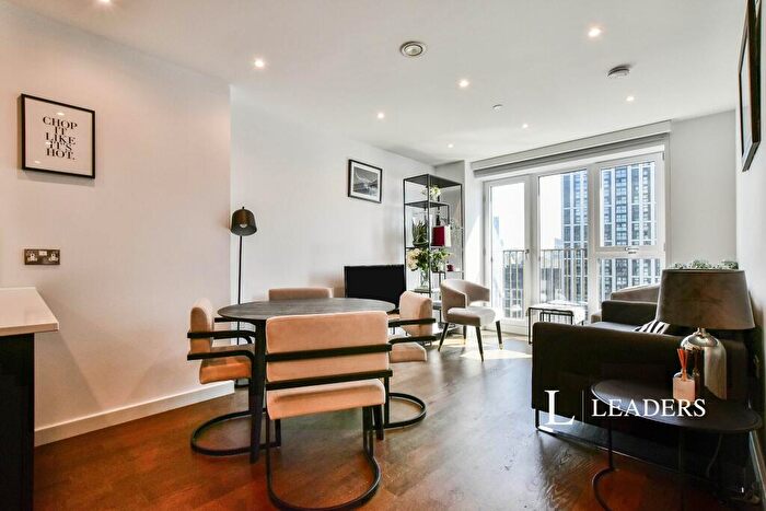 2 Bedroom Apartment To Rent In Novella, Manchester, M3