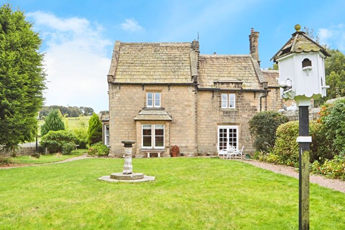 5 Bedroom Semi-Detached House For Sale In Haworth Road, Cullingworth, Bradford, BD13