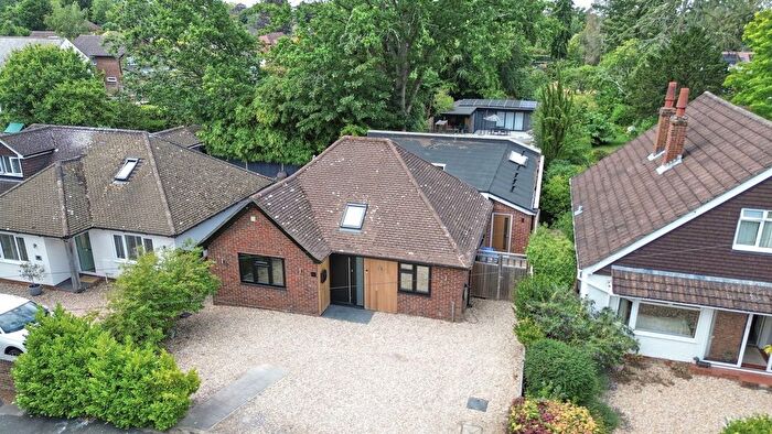 4 Bedroom Bungalow For Sale In Florence Road, Fleet, GU52