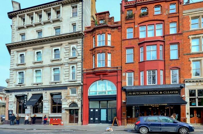 1 Bedroom Flat To Rent In West Smithfield, City, London, EC1A