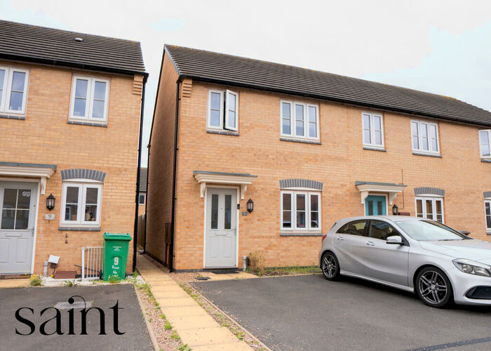 3 Bedroom End Of Terrace House To Rent In Russet Way, Beechdale, Nottingham, NG8