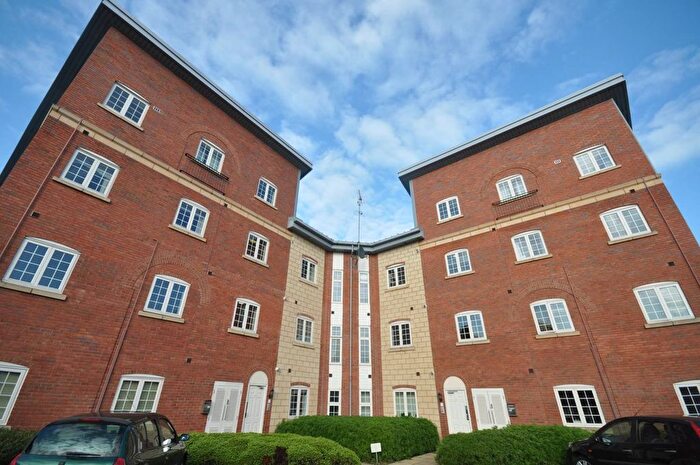 2 Bedroom Flat To Rent In Anglesey Road, Burton-On-Trent, Staffordshire, DE14