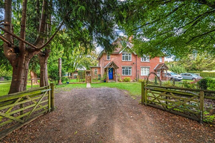3 Bedroom Semi-Detached House For Sale In West Tytherley, Salisbury, SP5
