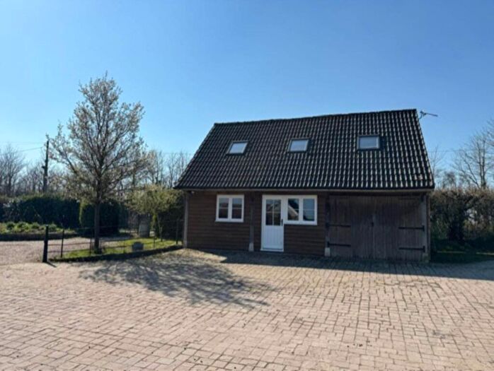 1 Bedroom Barn Conversion To Rent In Charnage, Mere, BA12