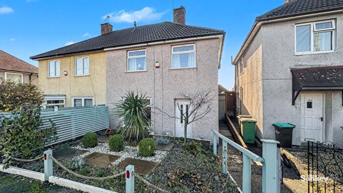 2 Bedroom Semi Detached House For Sale In Beck Crescent, Mansfield, NG19