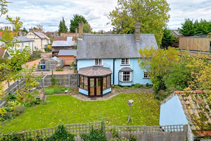 3 Bedroom Detached House For Sale In Detached Character Home With Versatile Accomodation, SG8