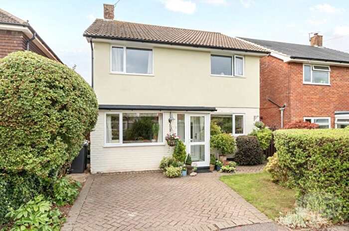 4 Bedroom Detached House For Sale In The Causeway, Petersfield, Hampshire, GU31