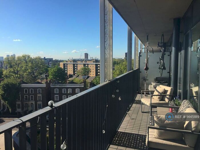 1 Bedroom Flat To Rent In Atkins Square, London, E8
