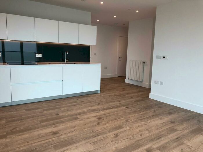 2 Bedroom Flat To Rent In Kidbrook Village, SE3