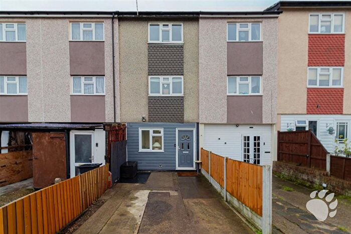 3 Bedroom Terraced House For Sale In Fyfields, Pitsea, SS13