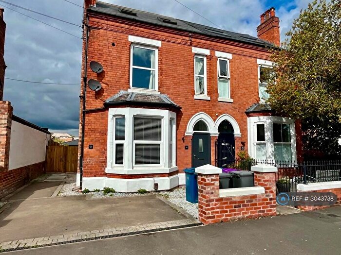 2 Bedroom Maisonette To Rent In George Road, Nottingham, NG2