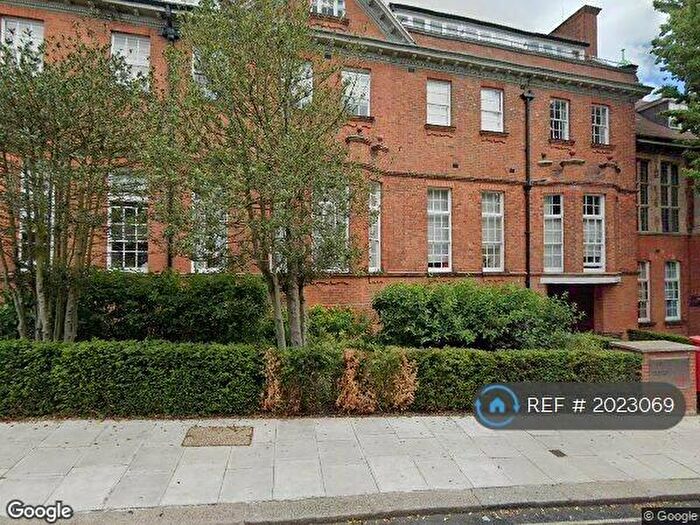 1 Bedroom Flat To Rent In Kidderpore Avenue, London, NW3